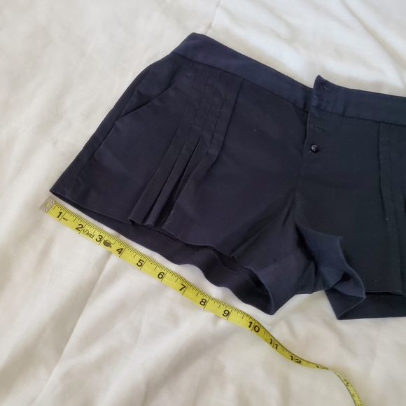 Short - Picture 5 of 12